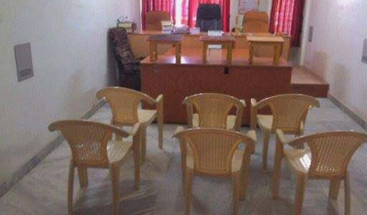 Police bust fake court in Gujarat; conman who posed as ‘judge’ arrested