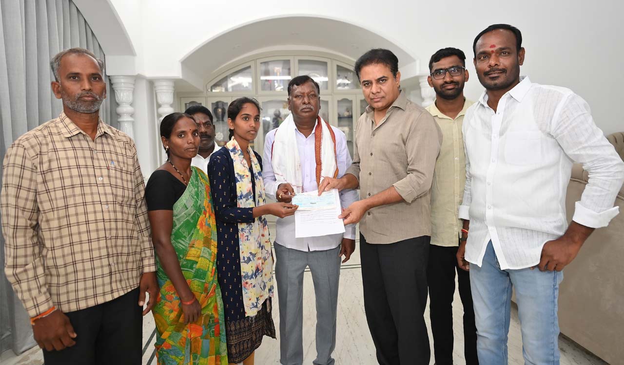 Inspired by KTR, Telangana NRI supports poor student’s medical education