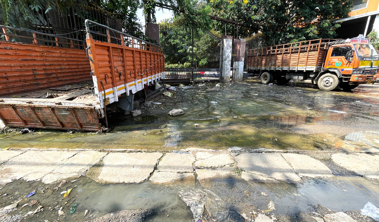 Over flowing drainage, illegal parking and health hazards behind Gandhi Hospital cause concern