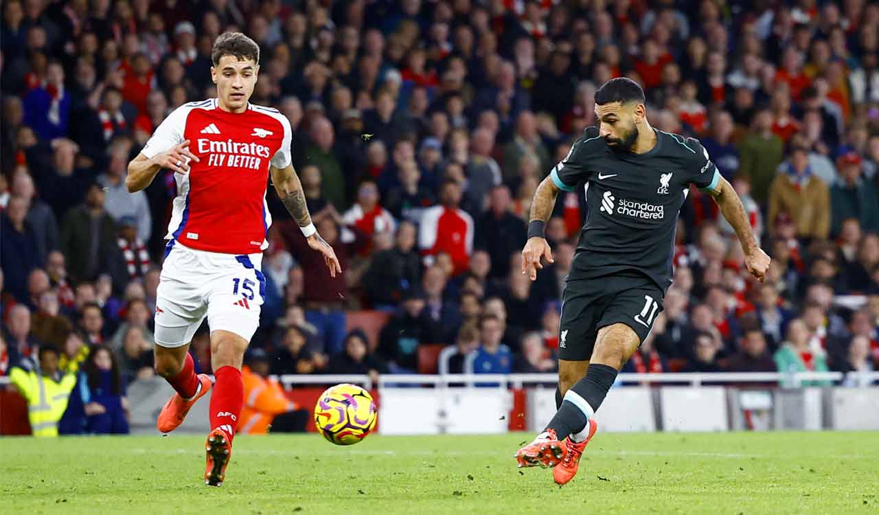 Arsenal, Liverpool draw 2-2, Man City takes Premier League top spot
