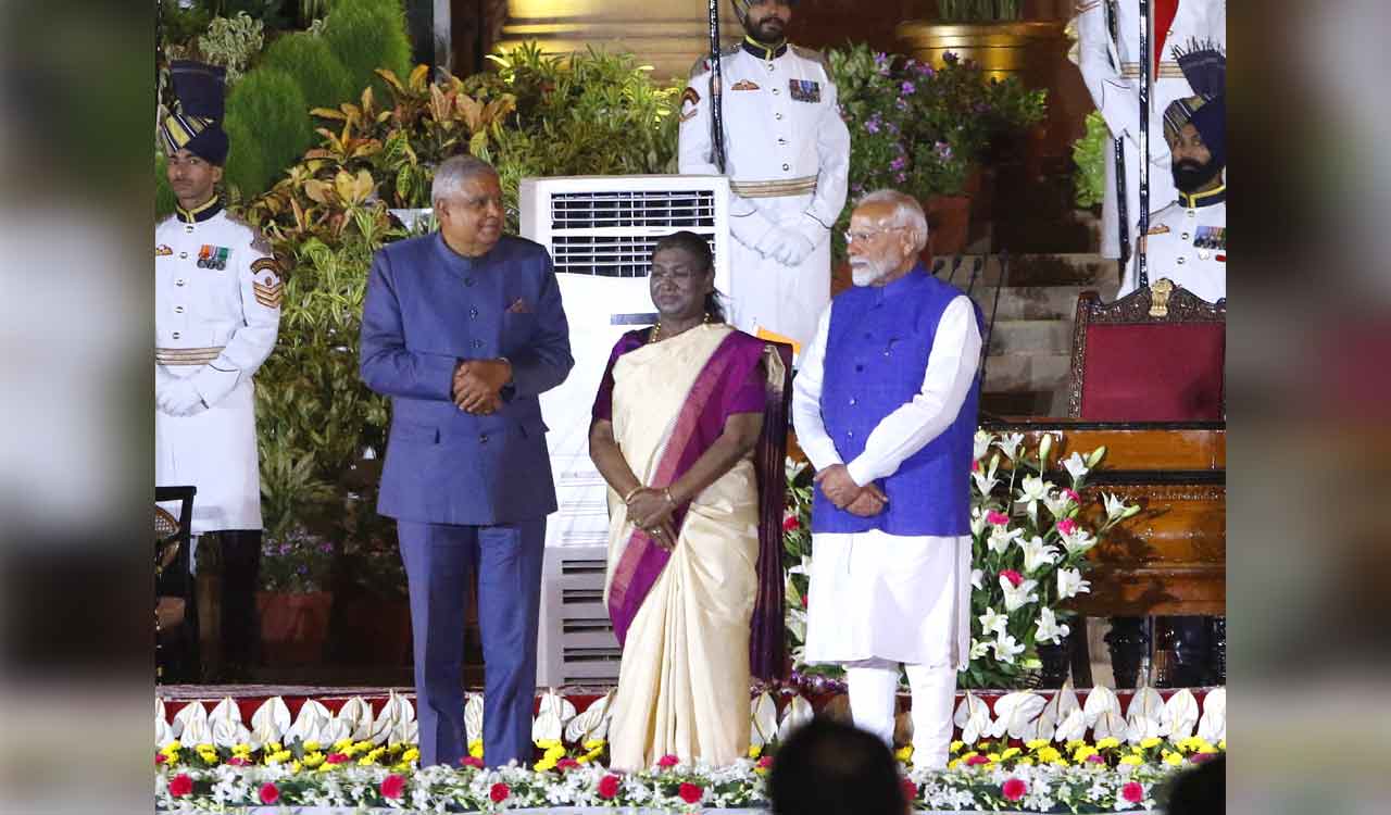 President Murmu, PM Modi extend Dussehra and Durga puja greetings to nation