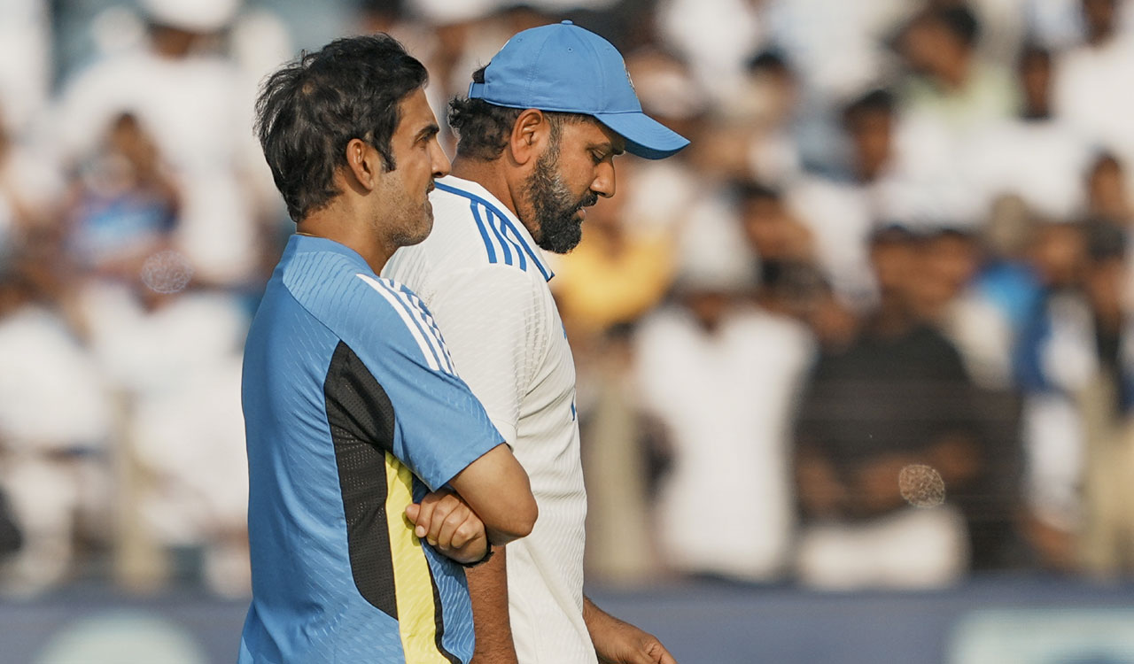 Karthik and Manjrekar defend Gambhir and say the burden of series loss is on seniors-Telangana Today