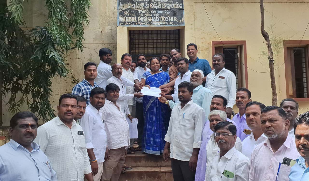 Sangareddy: Opposition parties find fault in constitution of Indiramma committees