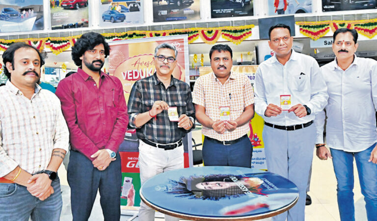 Eighth lucky draw of ‘Telangana Today’ and ‘Namasthe Telangana’ Dasara shopping bonanza held at Harsha Toyota