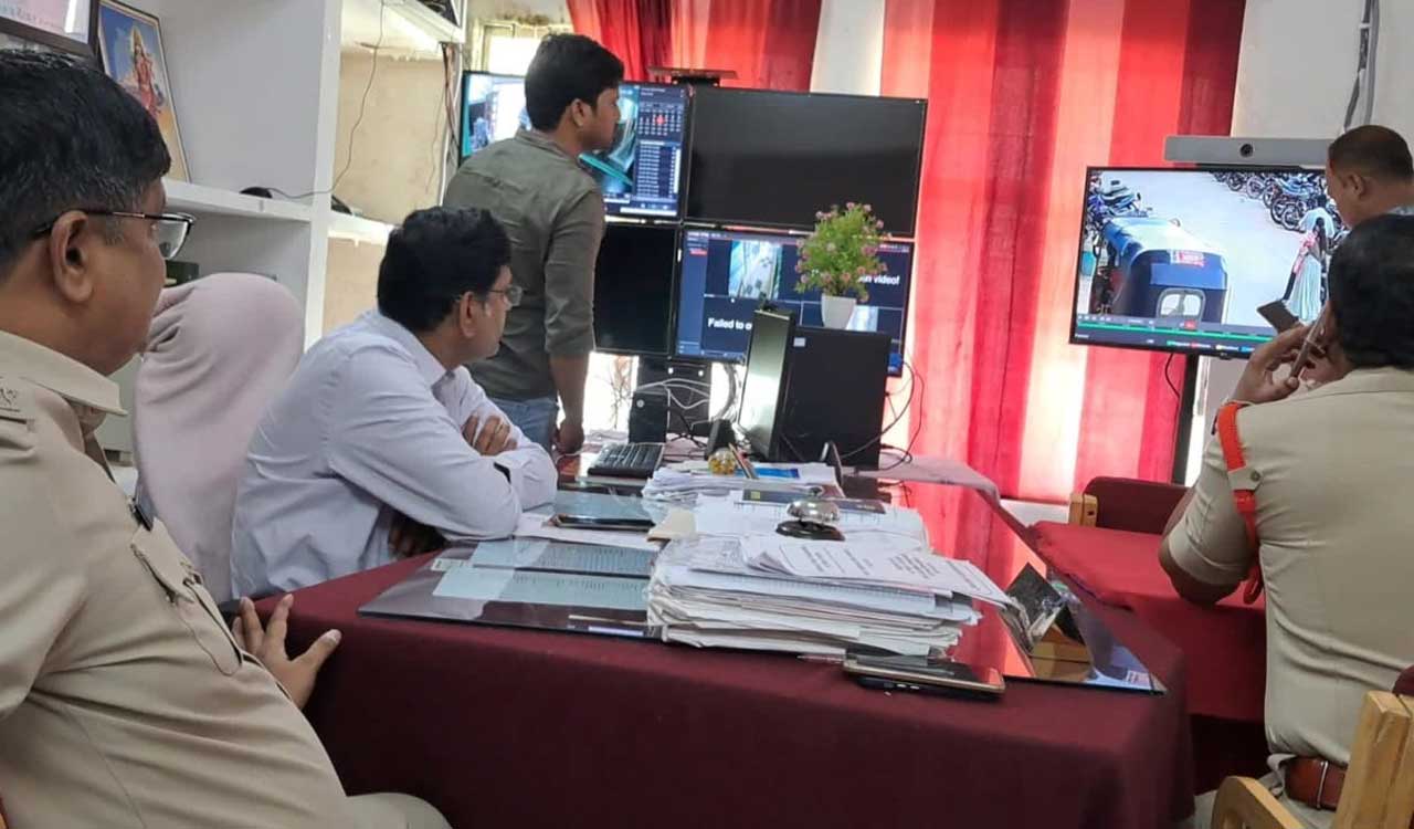 Watch: Infant goes missing hours after birth in Sangareddy