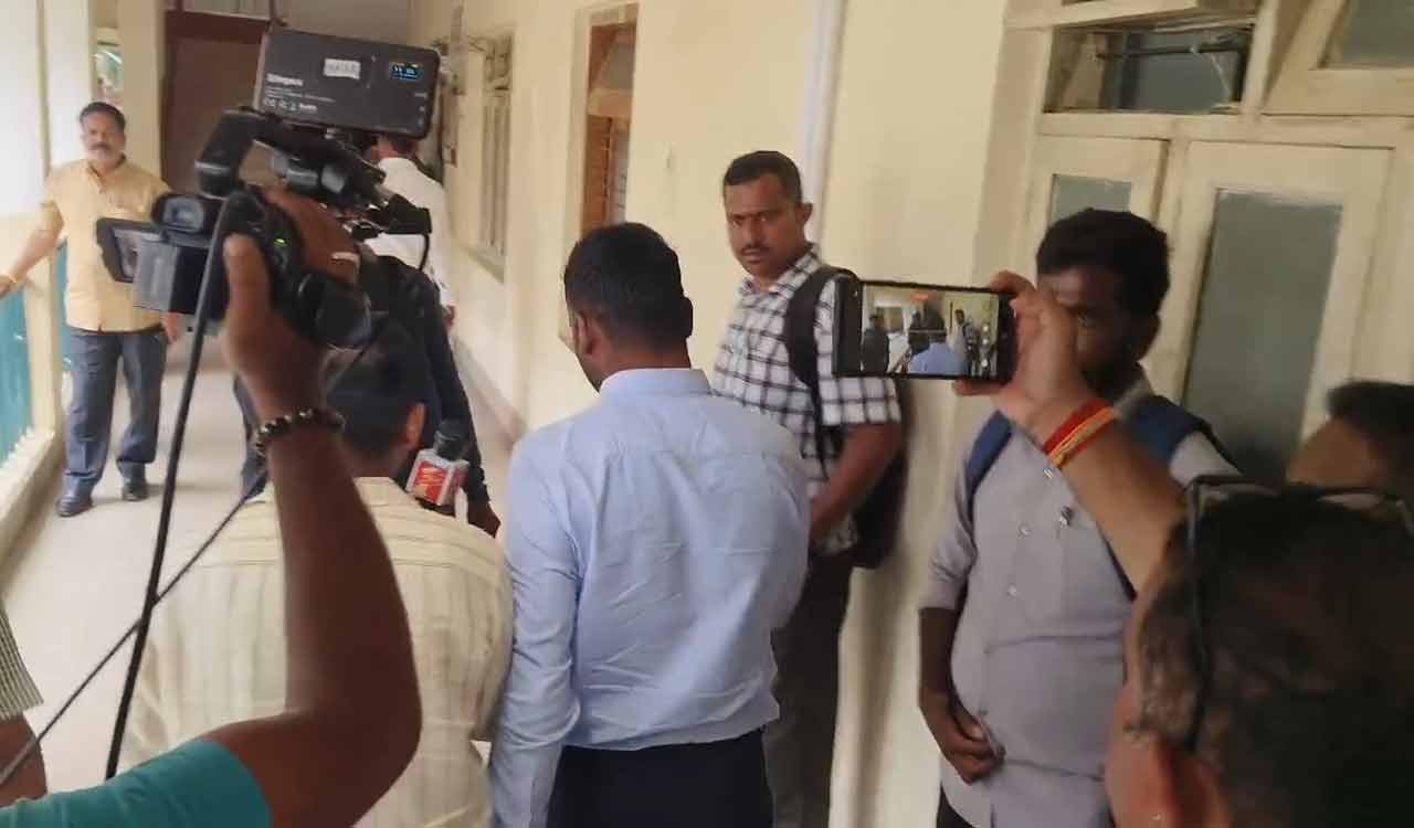 ED raids MUDA office in land scam case involving Siddaramaiah