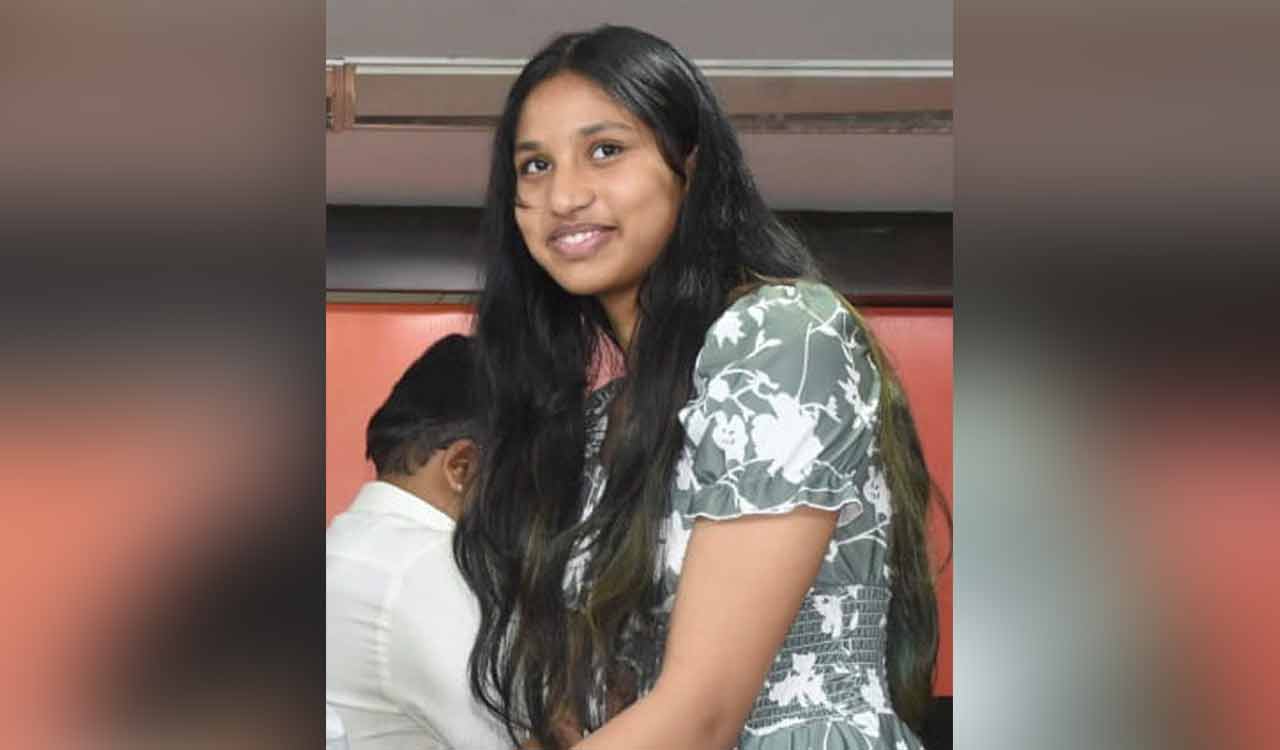 Hyderabad: 15 year-old films a shortfilm marking Swachh Bharat Diwas