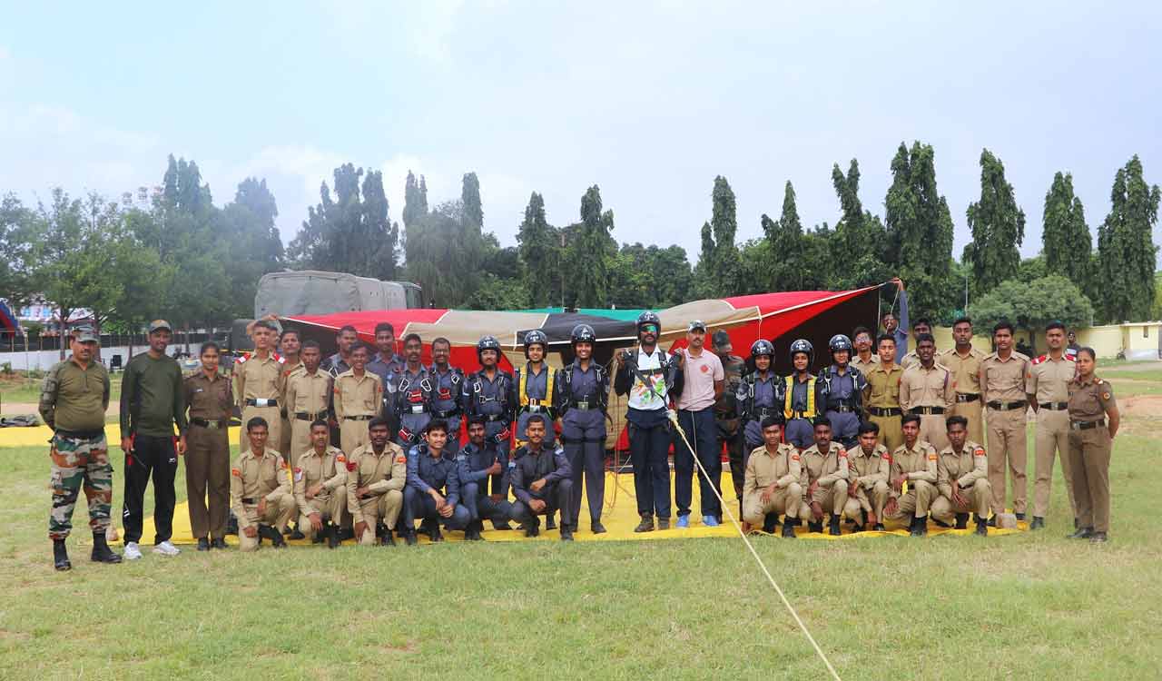 Secunderabad NCC cadets participate in Parasailing training camp