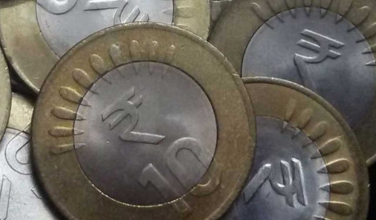 State Bank of India asks people, traders to accept Rs. 10 coins