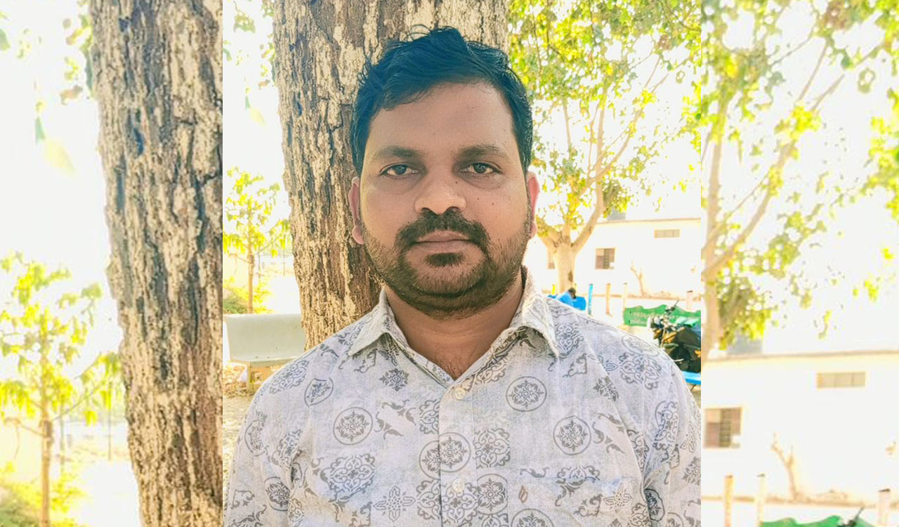 Tea vendor from Peddapalli gets five government jobs