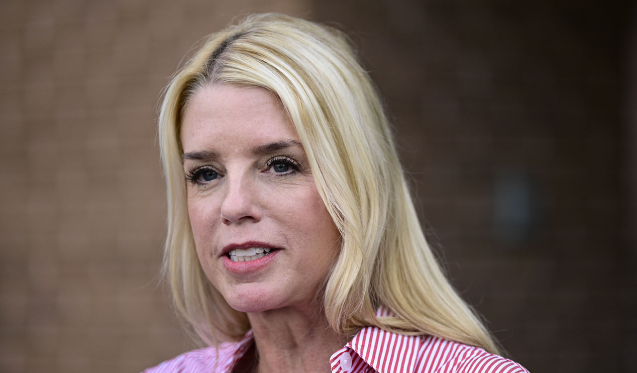 After Gaetz’s withdrawal, Trump picks Pam Bondi as next US Attorney General