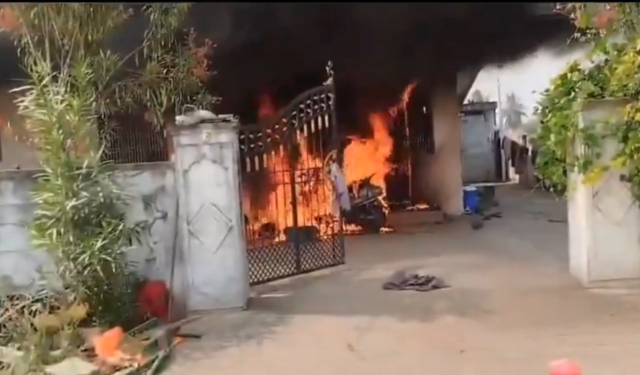Electric bike battery explodes in Jagtial