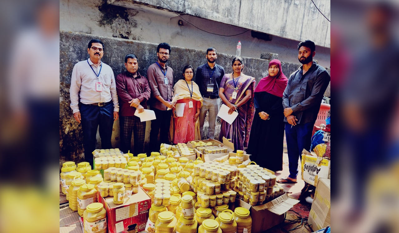 Food Safety officials seize 960 kg of ginger garlic paste during inspections in Khammam