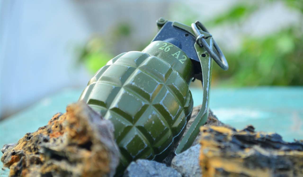 Grenade attack on CRPF vehicle in Srinagar injures over dozen pedestrians