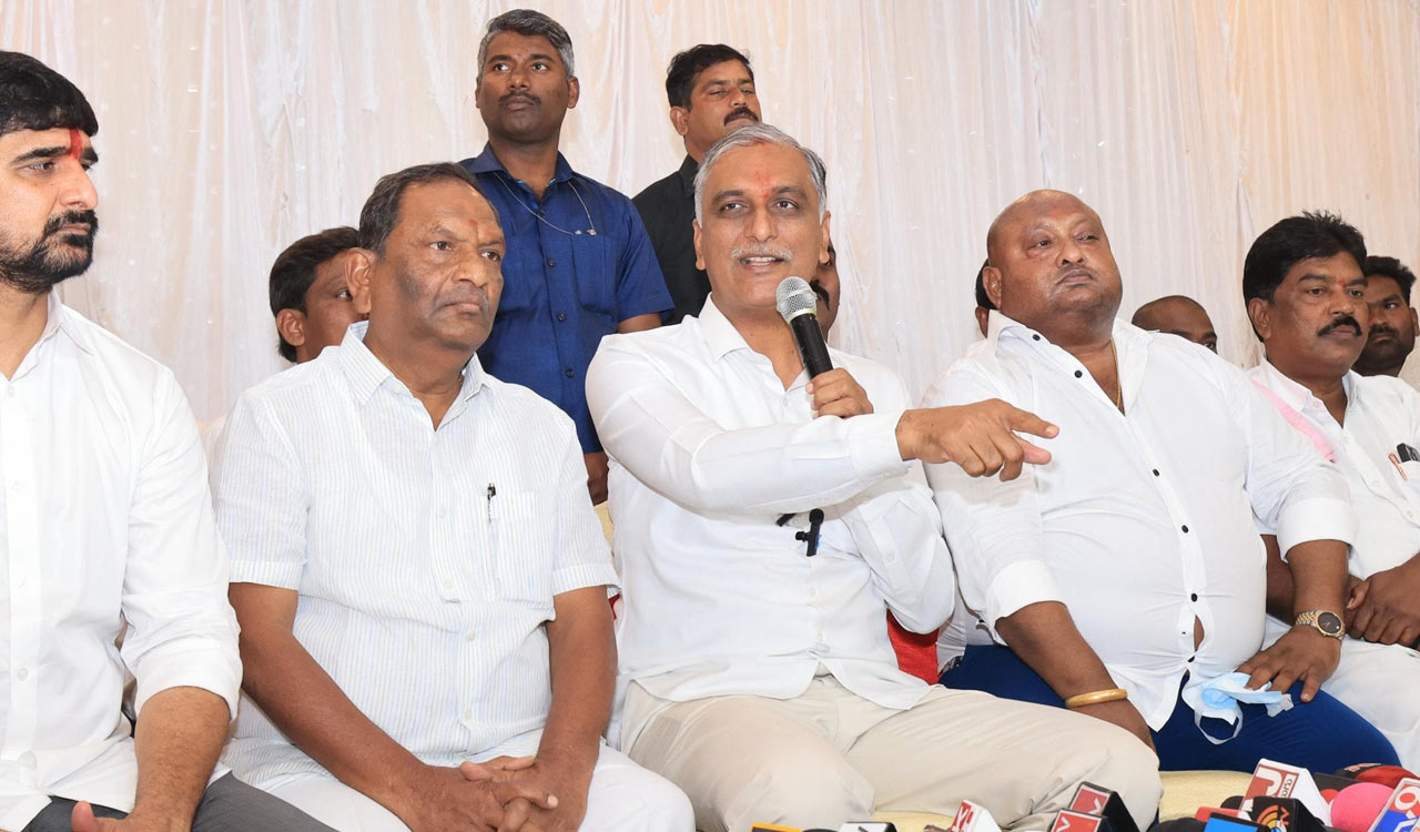 Revanth Reddy most eligible to be awarded PhD for lies, says Harish Rao