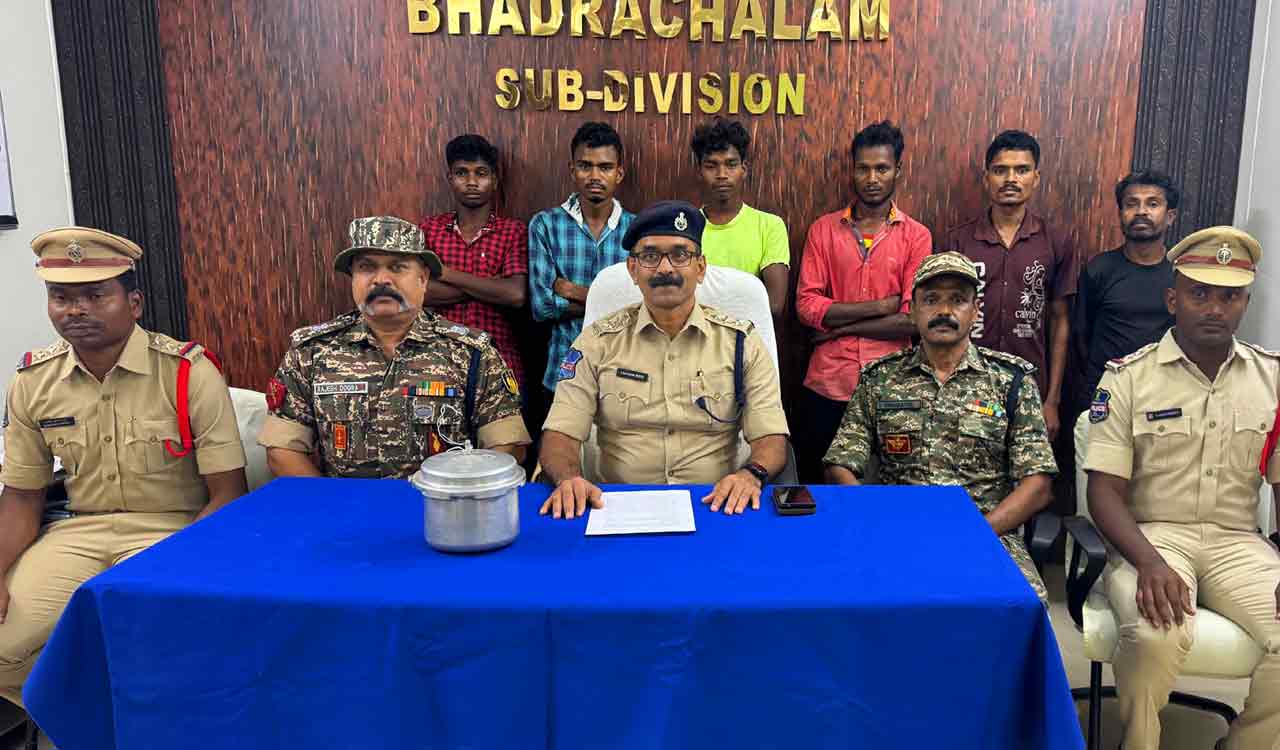 Kothagudem: Six Maoist sympathisers arrested, pressure cooker bomb seized