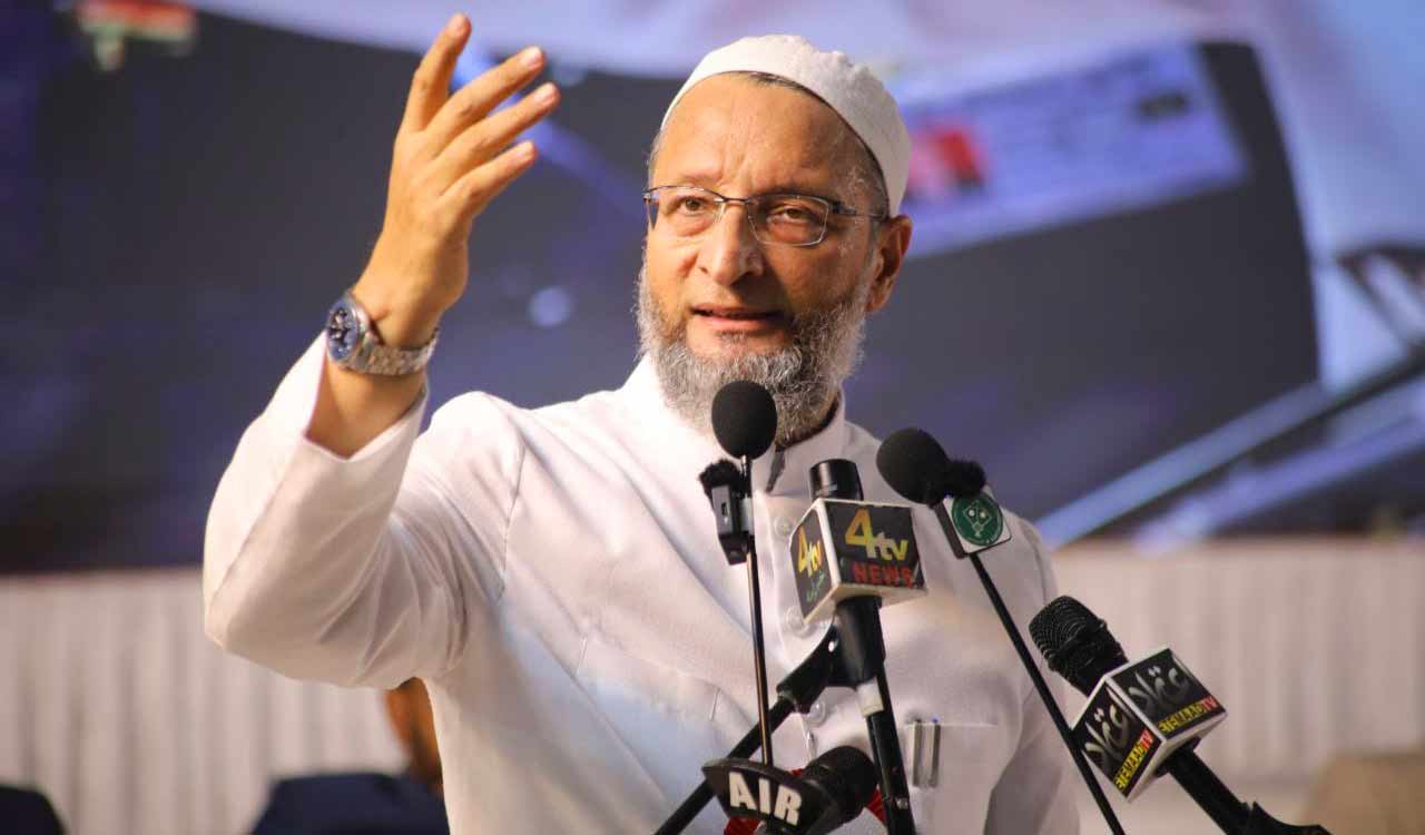 Maharashtra polls: Owaisi hits back at Fadnavis over ‘vote jihad’ remark