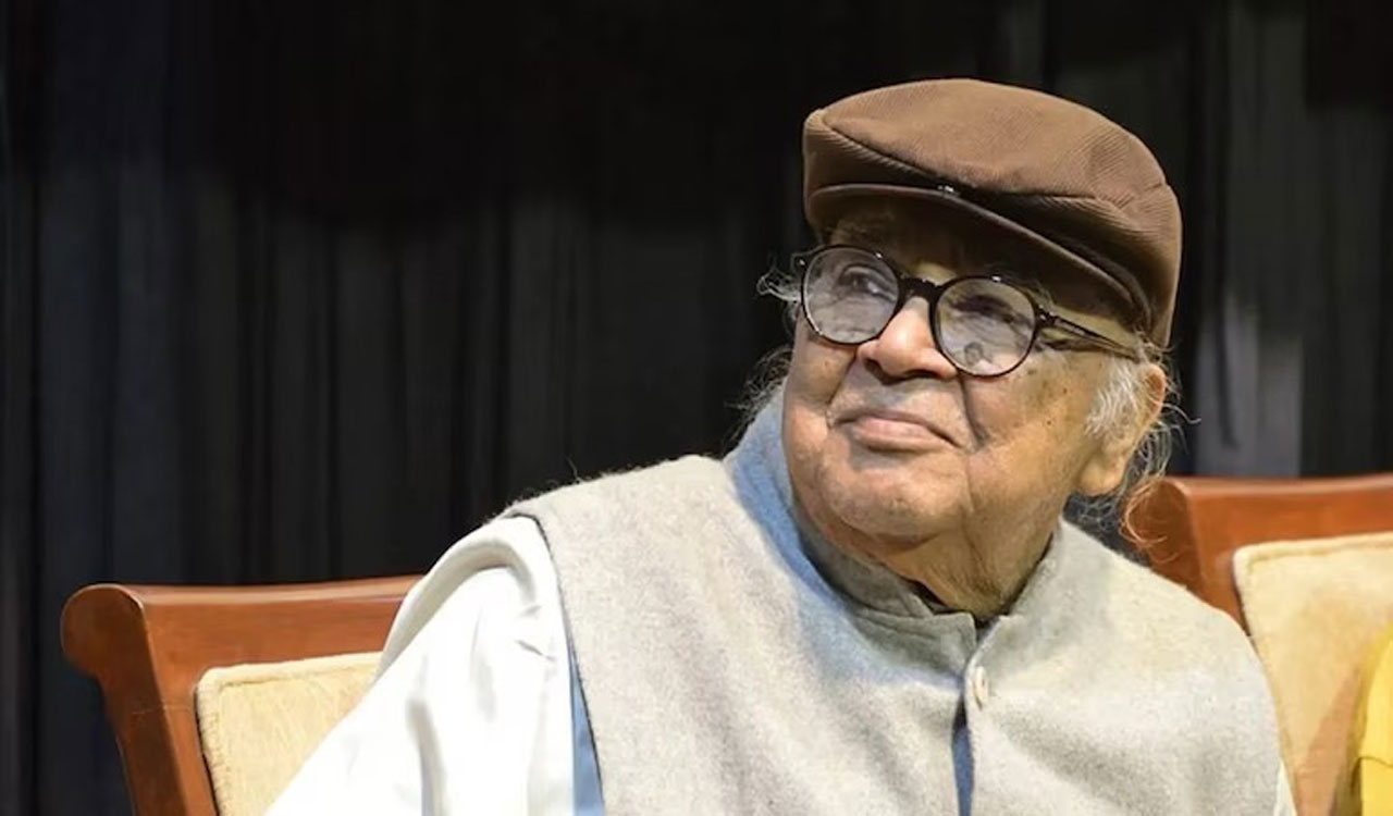 Bengali theatre personality Manoj Mitra passes away at 86