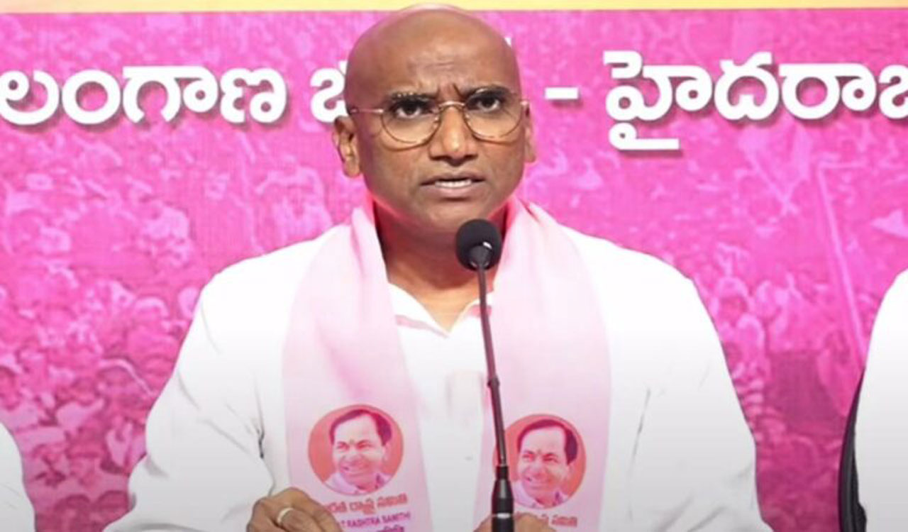 Revanth Reddy denying education to weaker sections by destroying Gurukuls, says RS Praveen Kumar