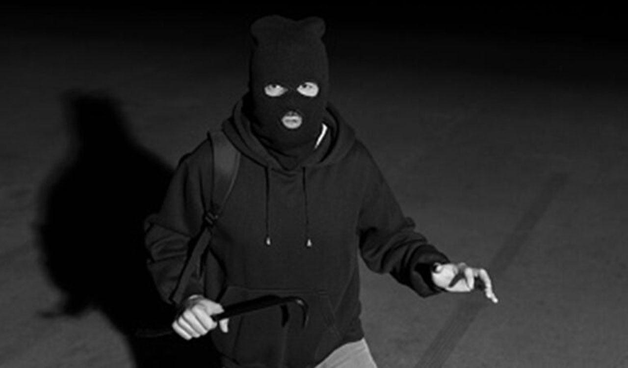 Hyderabad: Robbers target motorists at KPHB, loot cash and gold ornaments