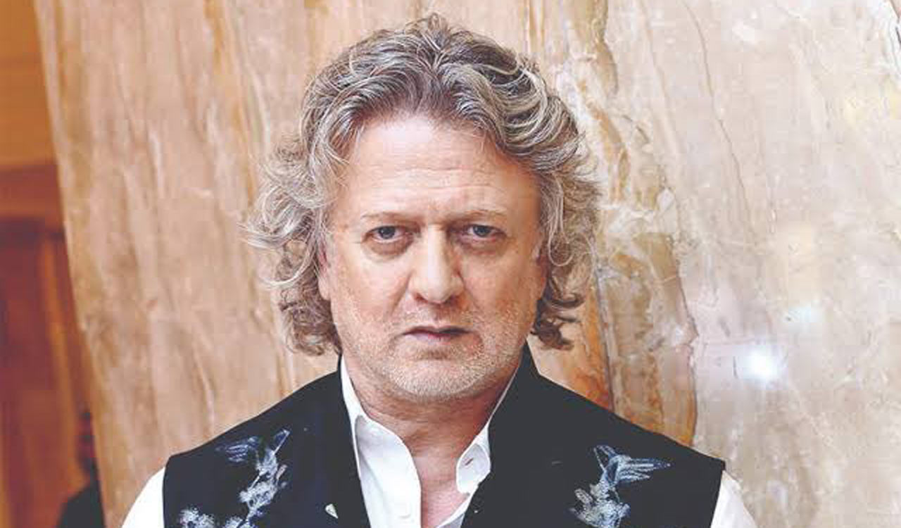 Fashion designer Rohit Bal passes away