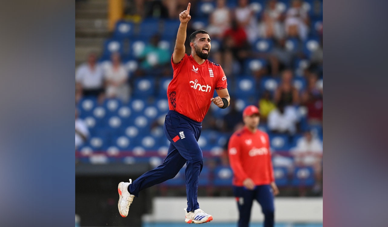 England ride on Mahmood show, win 3rd T20I against West Indies
