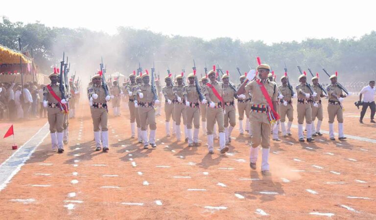 Warangal Commissioner Asks Constables To Work With Citizens First Motto F