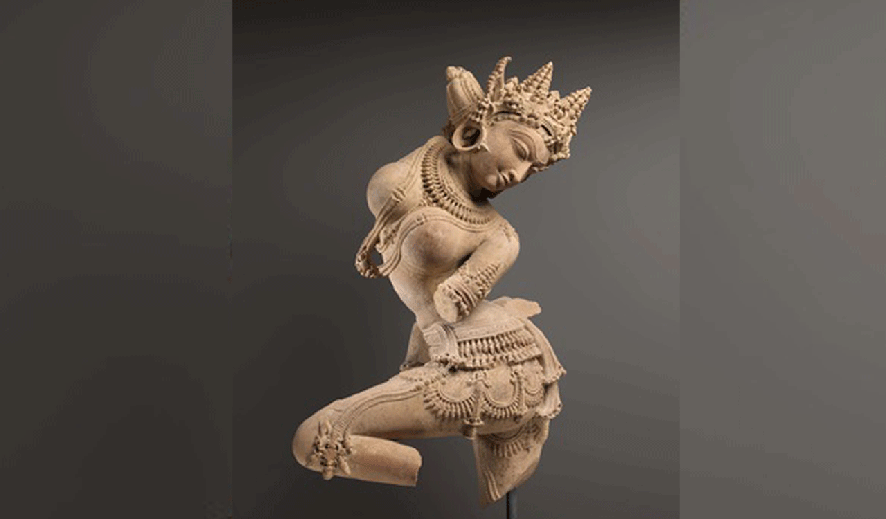 1,440 smuggled antiquities seized by US authorities returned to India