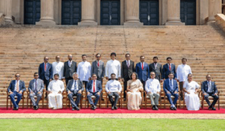 Sri Lanka's new cabinet sworn in