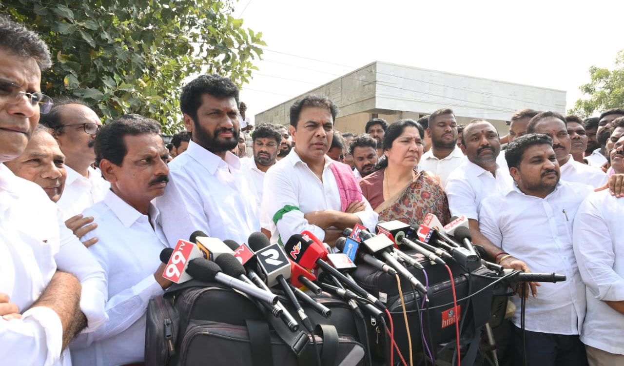 Farmers of Lagacherla inconsolable upon seeing KTR in jail