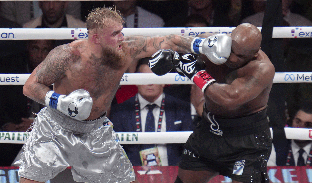 Jake Paul vs Mike Tyson Jake Paul beats 58year old legendary boxer Mike Tyson in Texas