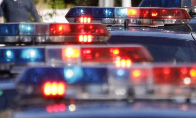 Two dead and 12 injured in shootings in New orleans