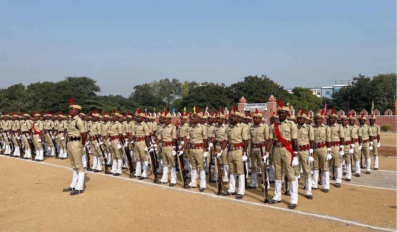 Hyderabad: 1211 probationer constables pass out from RBVRR Telangana State Police Academy