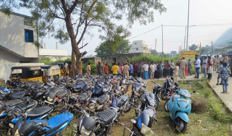 Two auto rickshaws, 54 bikes without documents seized in Paloncha