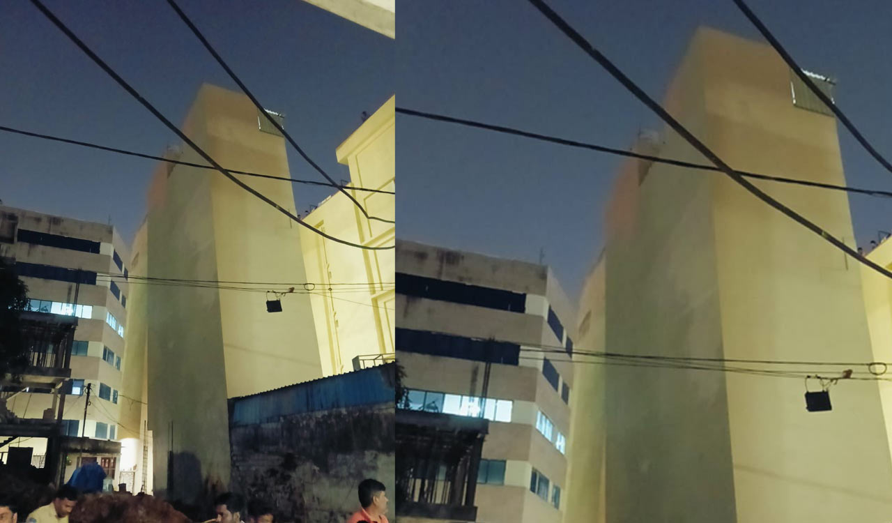 Hyderabad: Panic grips Siddiqnagar as four-storey building tilts