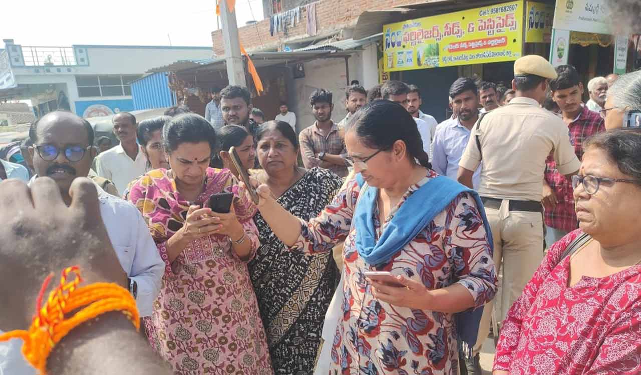 Police stop women organisation JAC members from visiting Lagacherla