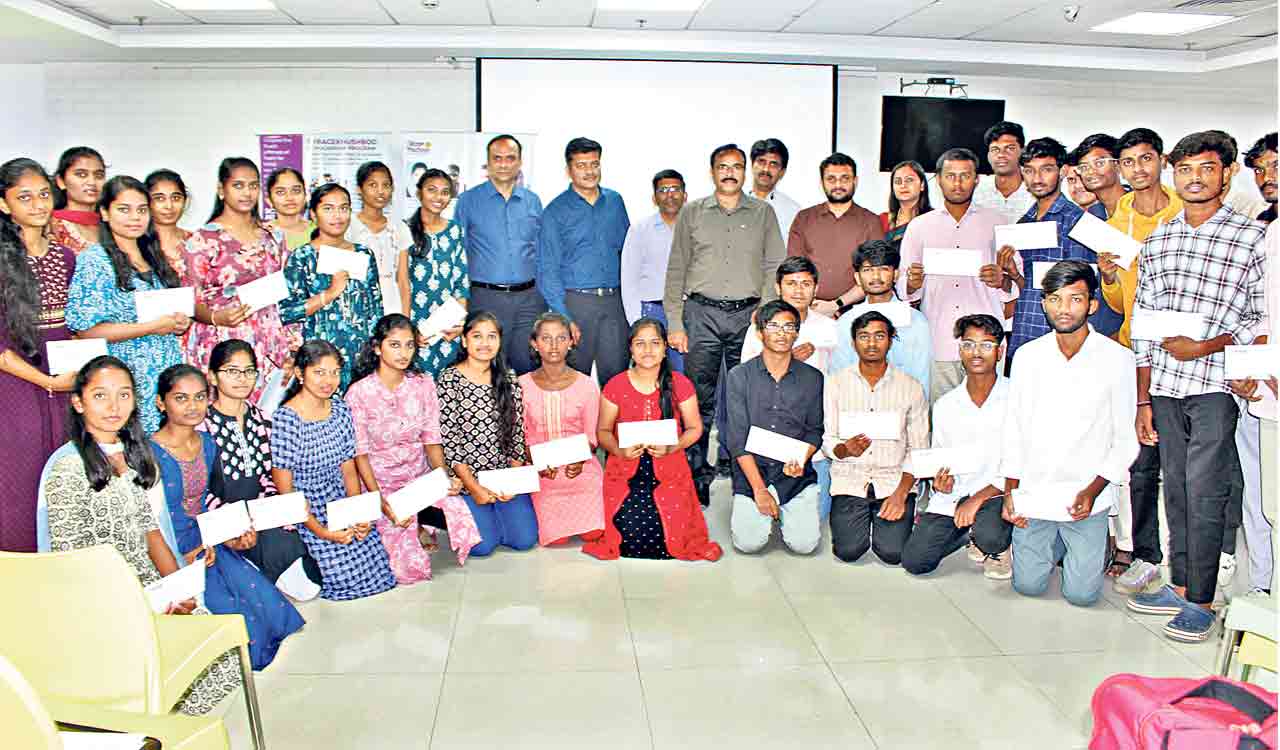14 MLRIT students receive life-changing scholarships from Cybage Khushboo Foundation