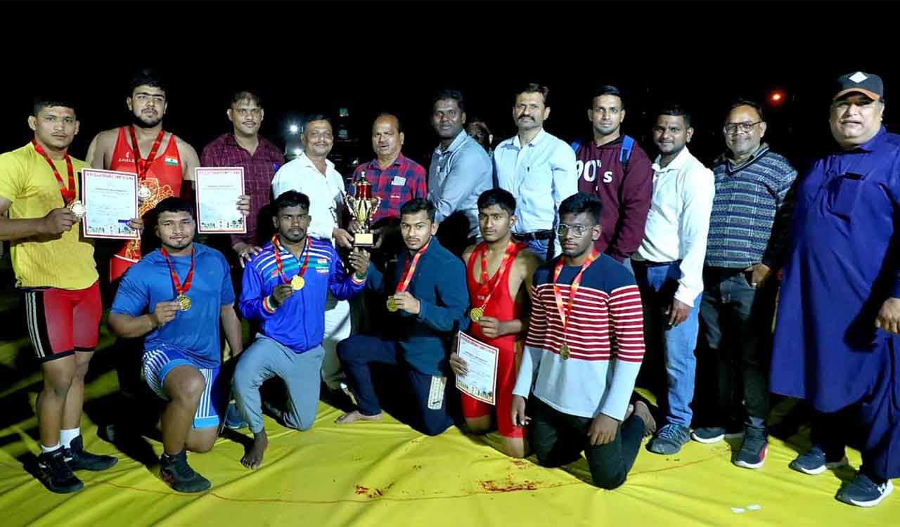 Anwar-ul-uloom dominates Osmania University Wrestling Championships, claims victory with 20 points