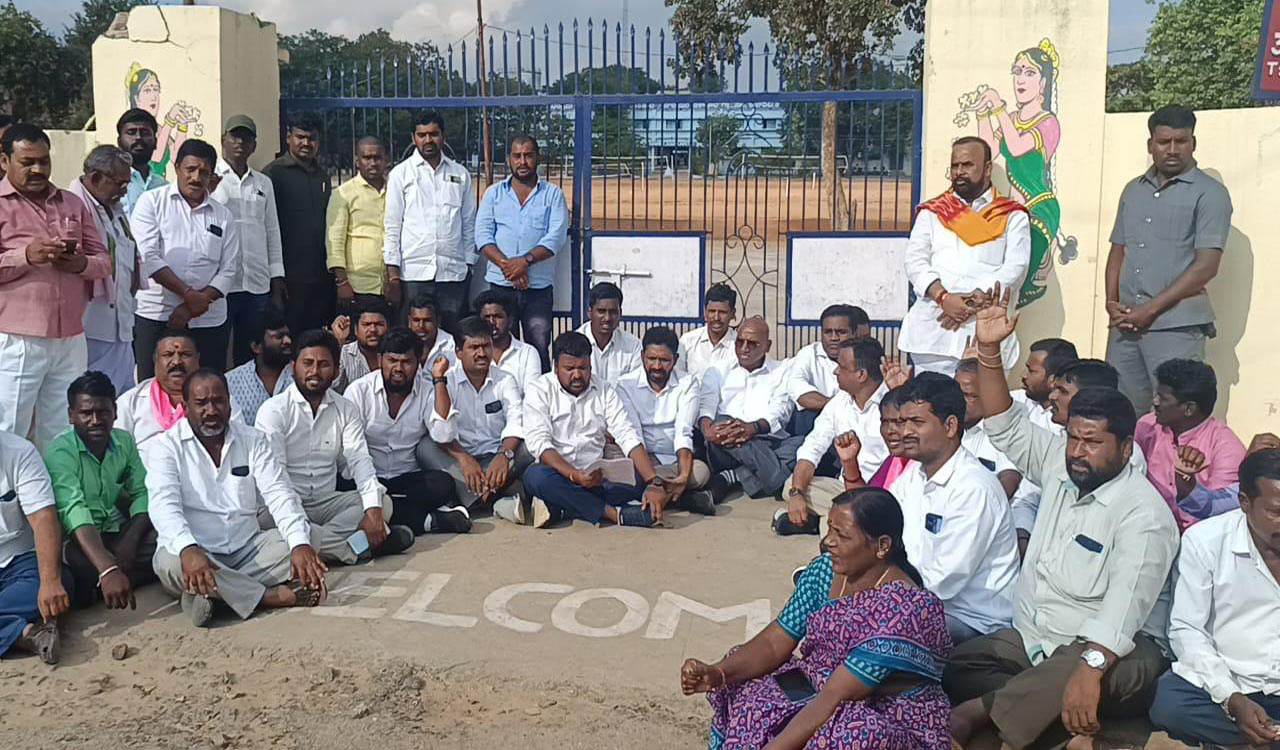 Welfare hostels in crisis in Bhongir, says BRS team