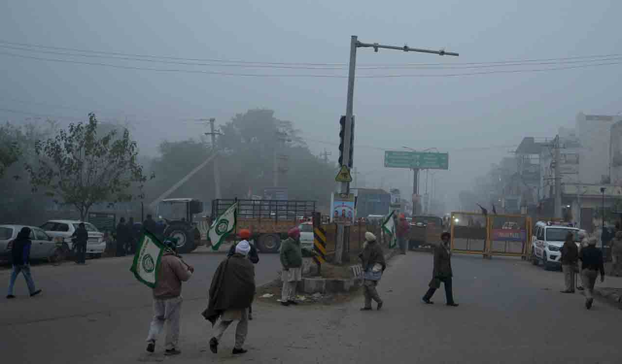 Farmers’ bandh hits normal life in Punjab; rail, bus service suspended
