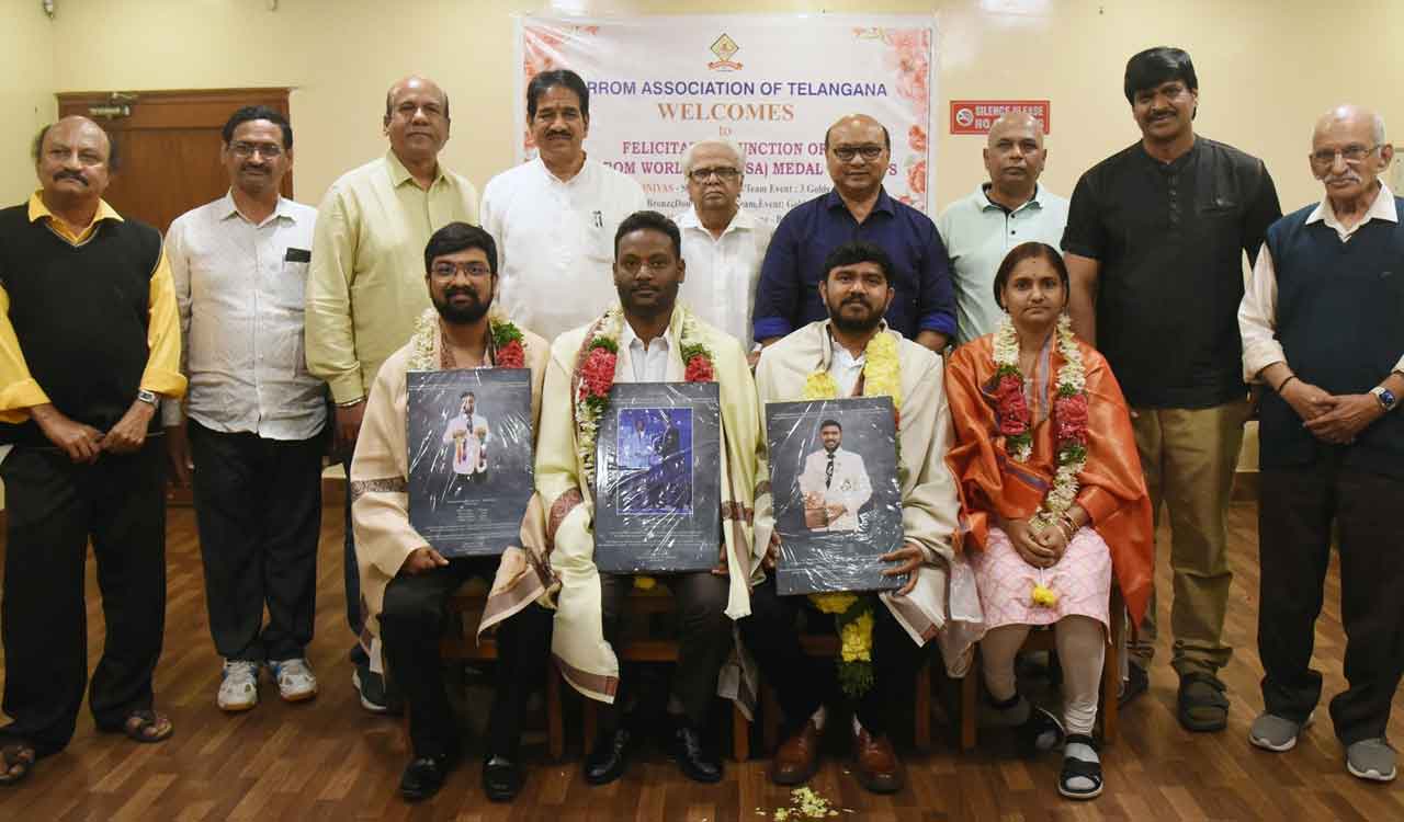 Carrom Association of Telangana felicitates World Cup medalists