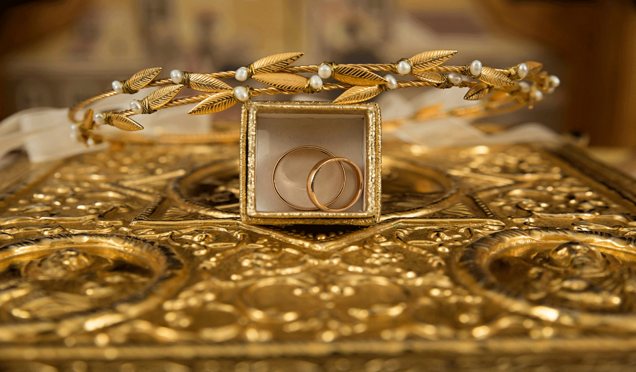 Gold prices may hit Rs 90,000 per 10 gram in 2025