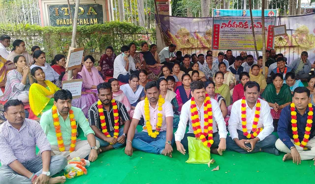 SFI demands Chief Minister to address Ashram School CRTs’ problems