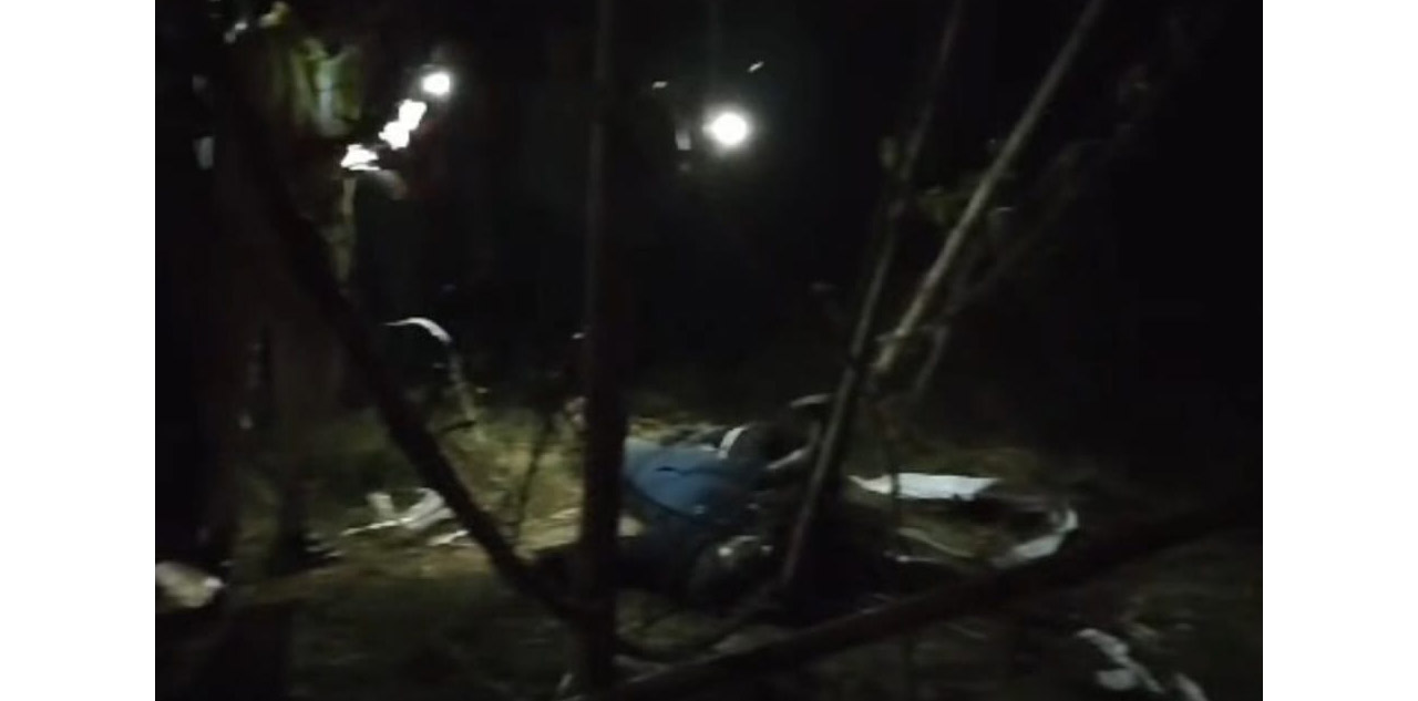 Telangana: Two electrocuted while removing CM flexis in Medak district