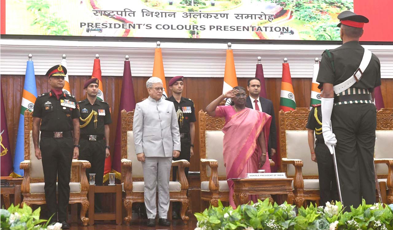 Hyderabad: College of Defence Management awarded with ‘President’s Colours’