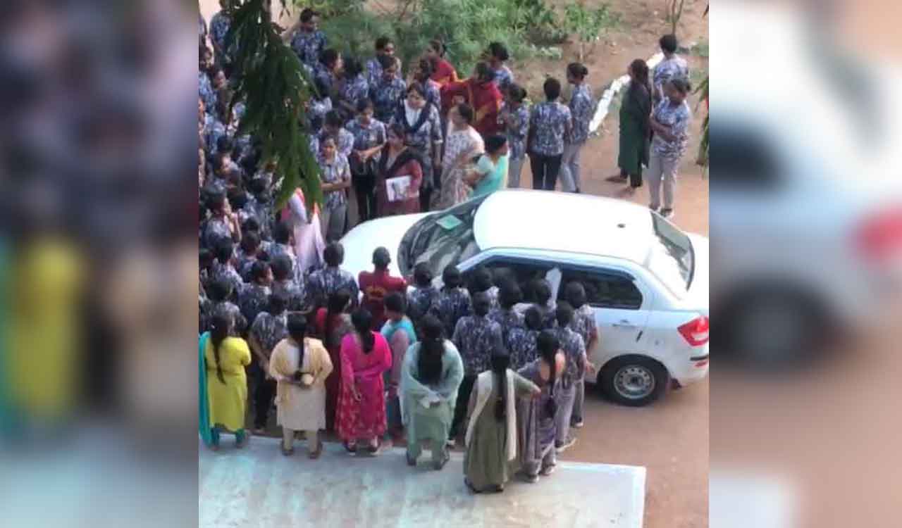 Watch: Girl students from Armed Forces preparatory college in Bibinagar protest shifting of college to Ghatkesar