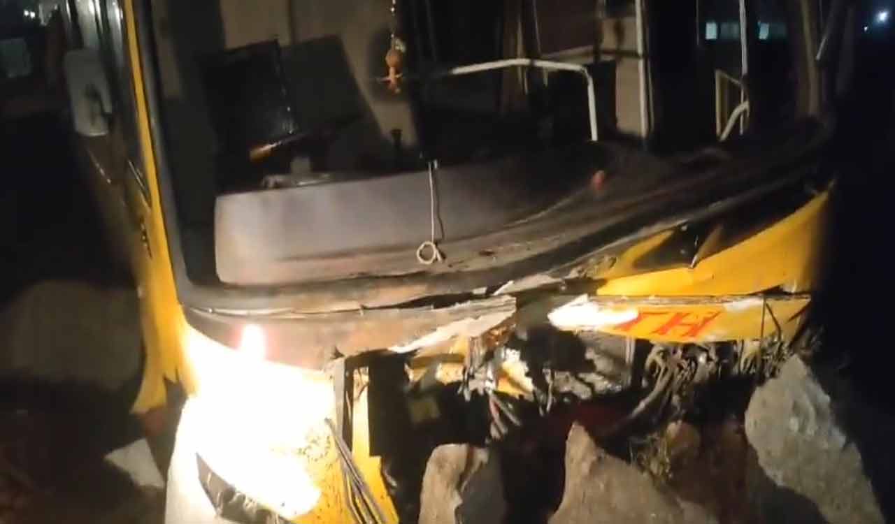 Lucky escape for passengers as bus rams culvert in Telangana’s Nalgonda