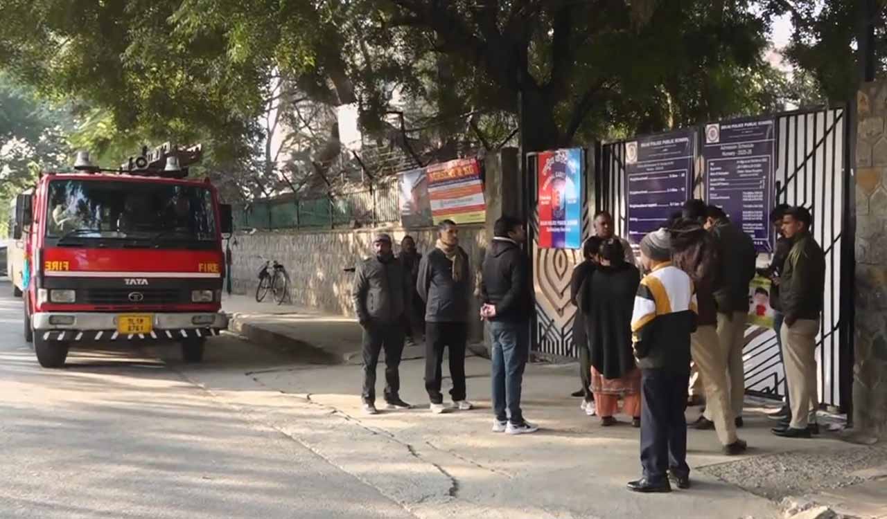 Security agencies in a tizzy as 6 Delhi schools get bomb threat mail