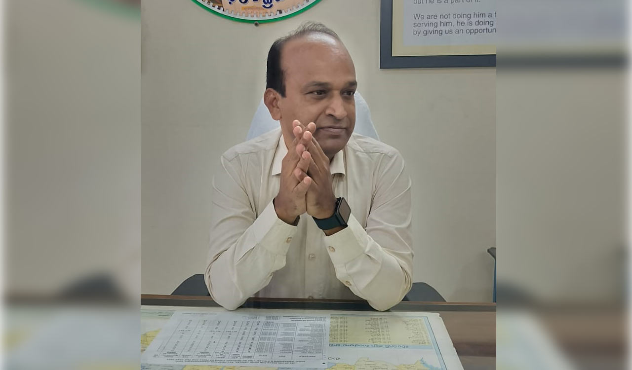 New TGSRTC RM takes charge in Karimnagar