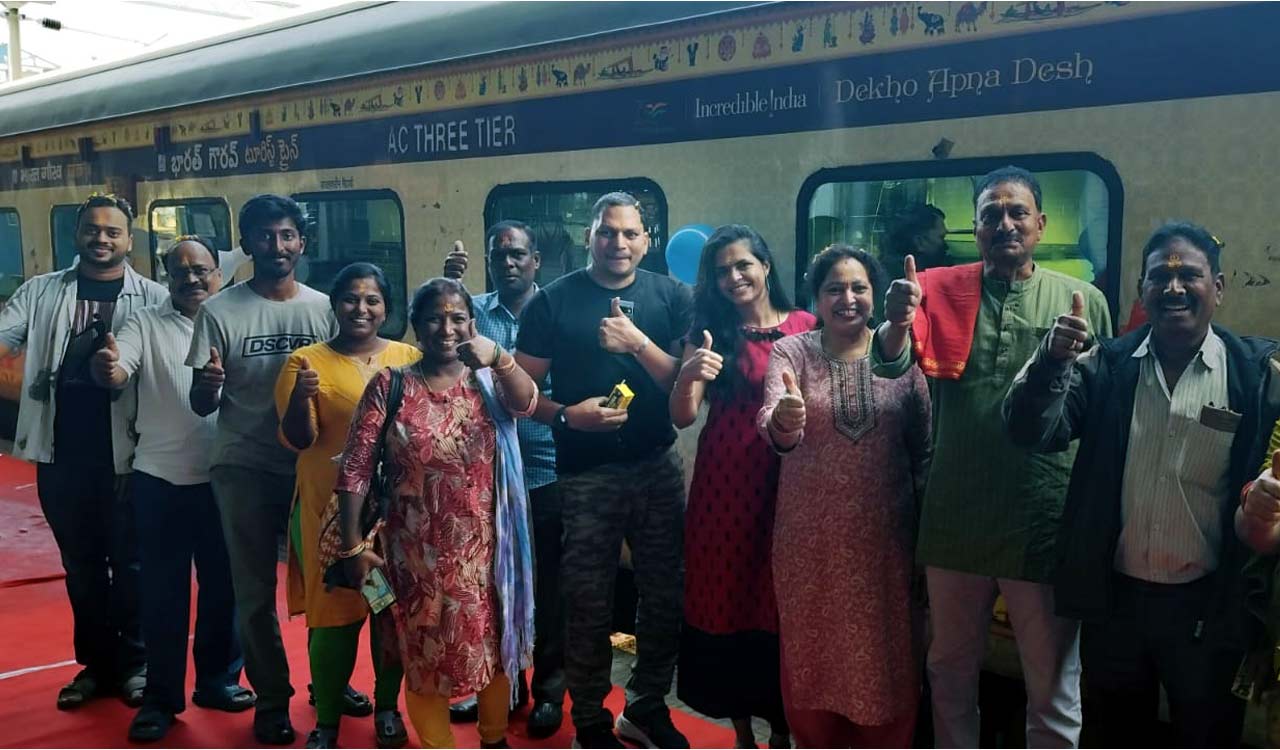 Ayodhya – Kashi: Punya Kshetra Yatra-themed Bharat Gaurav train commences from Secunderabad